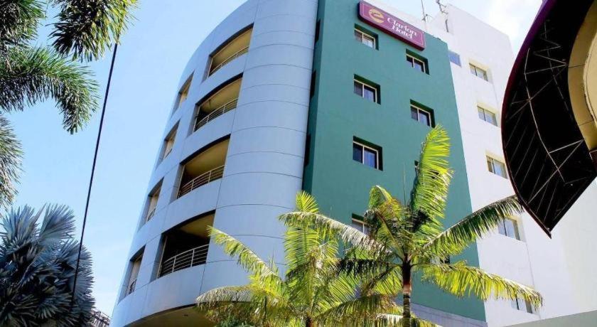 Oyo 292 The Oddy Hip Hotel Patong Ngoại thất bức ảnh